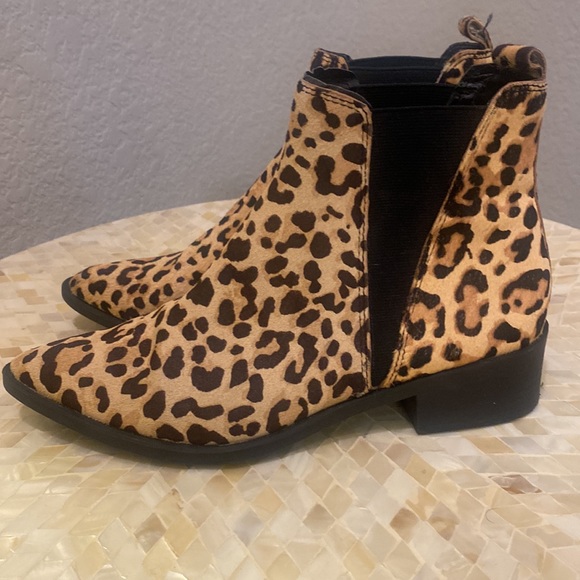 ▶️Steve Madden◀️ Leopard print Chelsea boots 6m - Picture 4 of 7